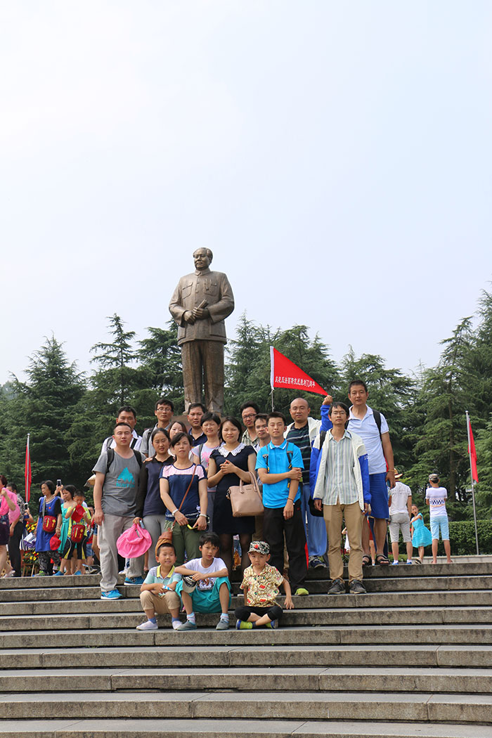 02毛主席紀(jì)念廣場(chǎng).jpg 02毛主席紀(jì)念廣場(chǎng).jpg